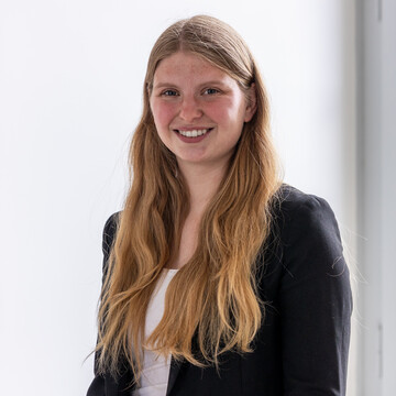 Celina Jung, LL.B.