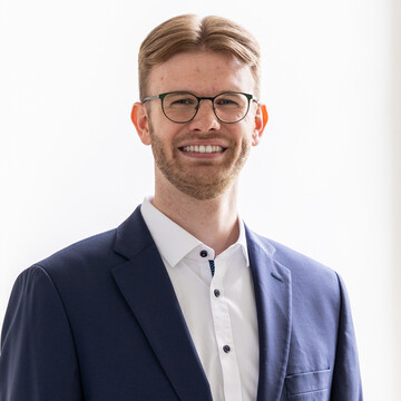 Tim Gromes, LL.B.